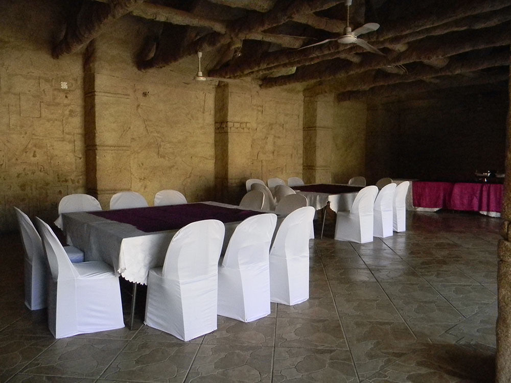 African Cave Lodge 해먼스크랄 외부 사진