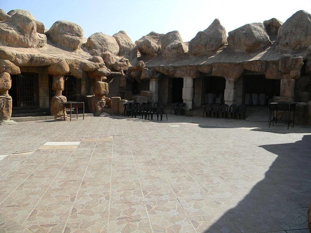 African Cave Lodge 해먼스크랄 외부 사진